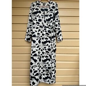 ASOS maxi wrap dress size 12 long sleeve satin black white mono splodge